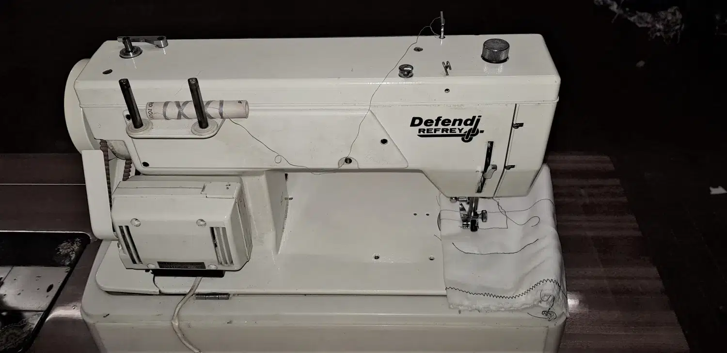 Macchina da cucire automatica Refrey 527, particolare