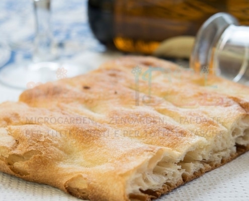 Pizza-bianca-al-rosmarino